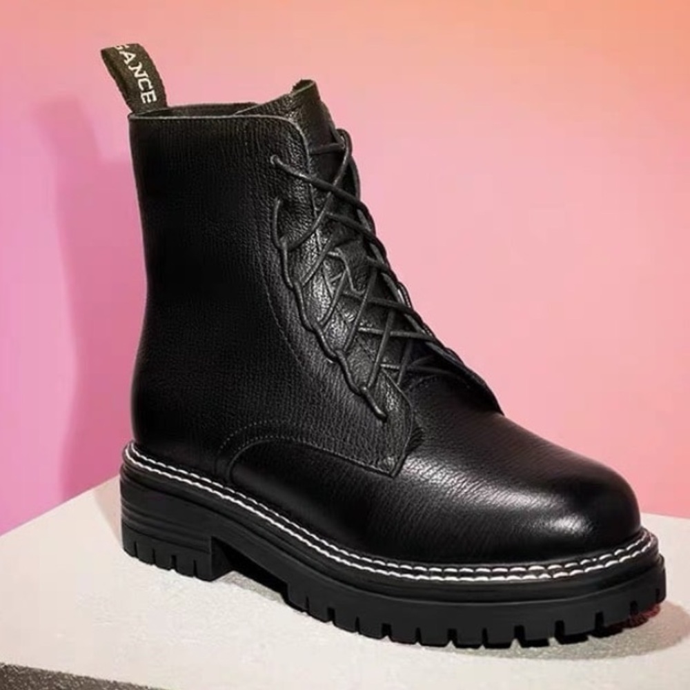 Black cool leather Boots